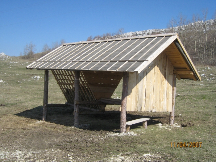 Naše znamenitosti -hranilište za konje na Krmenjači_1