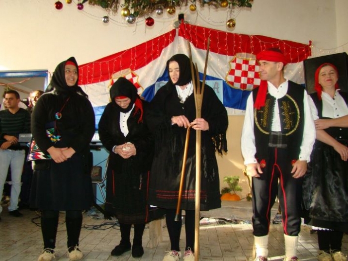 Bozicno okupljanje - FRAMA 2011_8